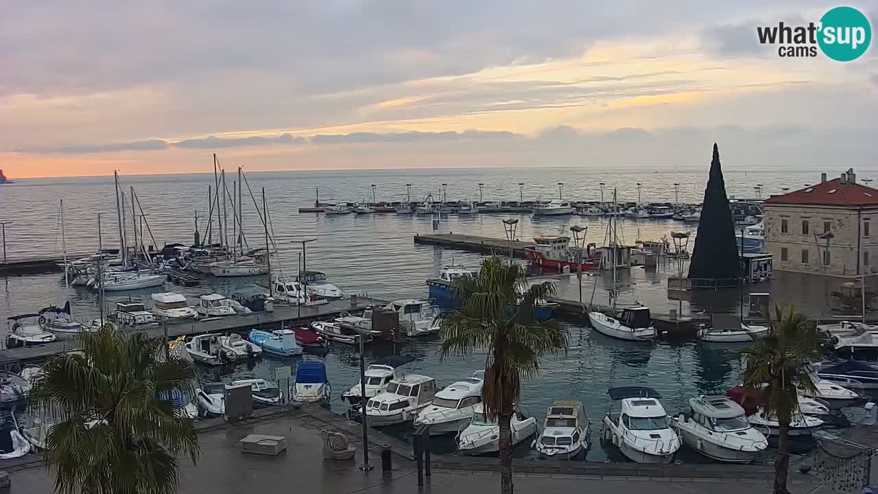 Il porto di Koper – Capodistria live webcam – porto crociere e mercantile – Slovenia