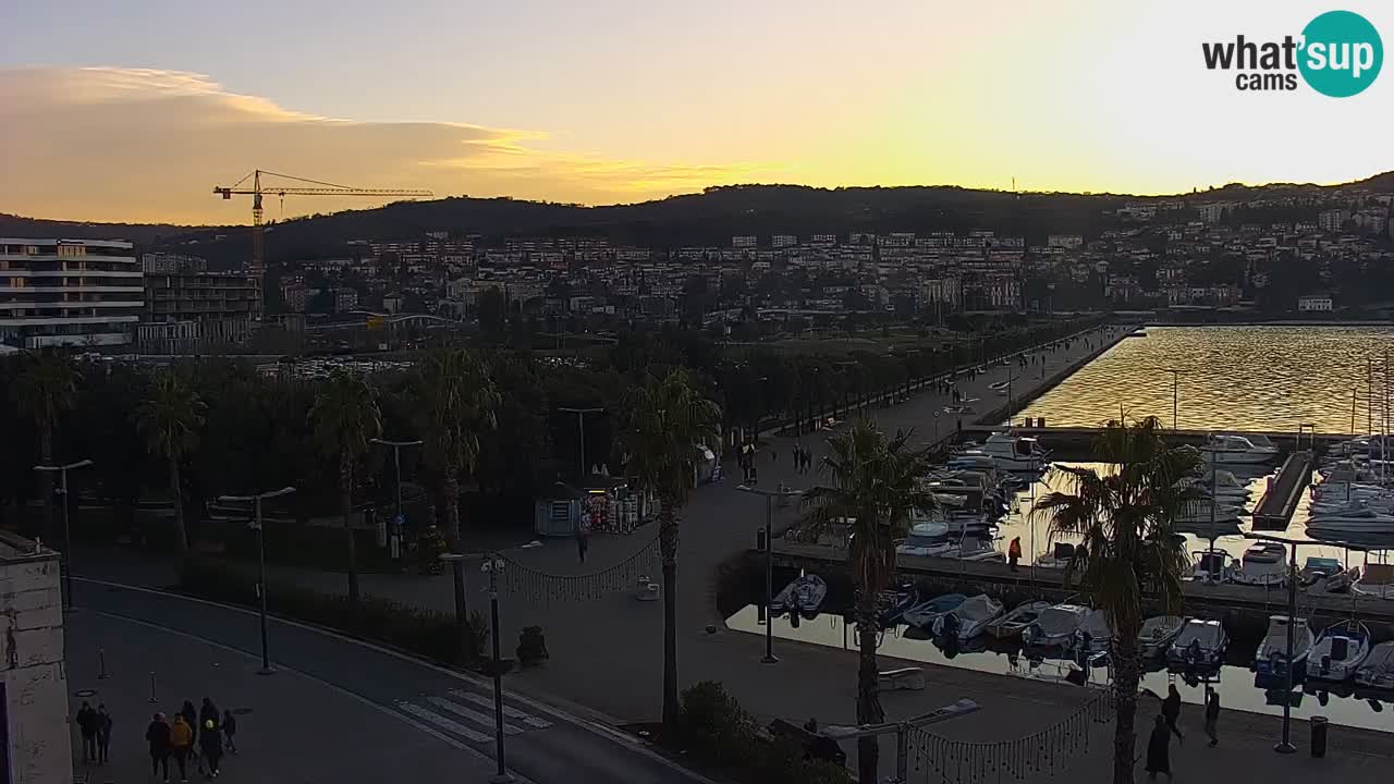 Il porto di Koper – Capodistria live webcam – porto crociere e mercantile – Slovenia