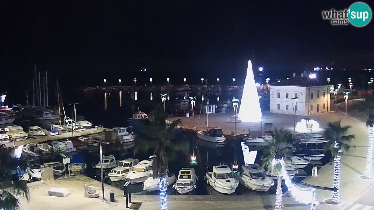 Spletna kamera Koper – Panorama na marino in promenado s Hotela Grand Koper