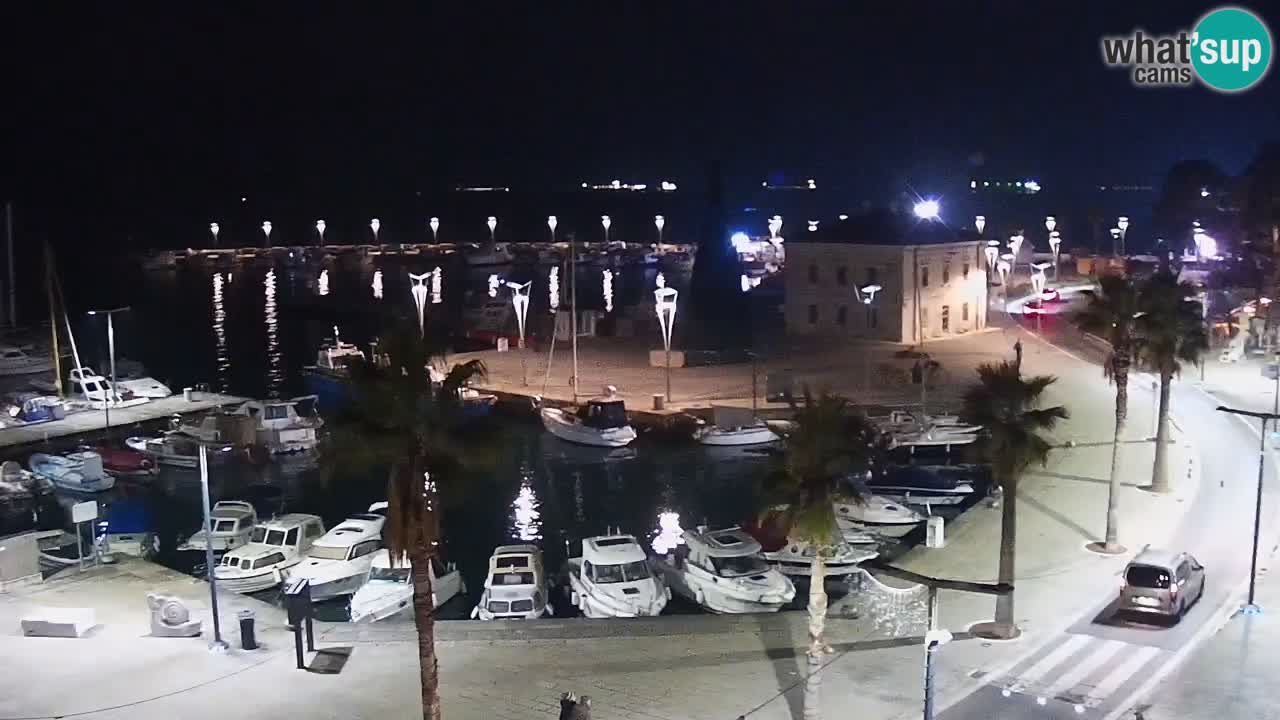 Webcam Koper – Panorama des Jachthafens und der Promenade vom Hotel Grand Koper