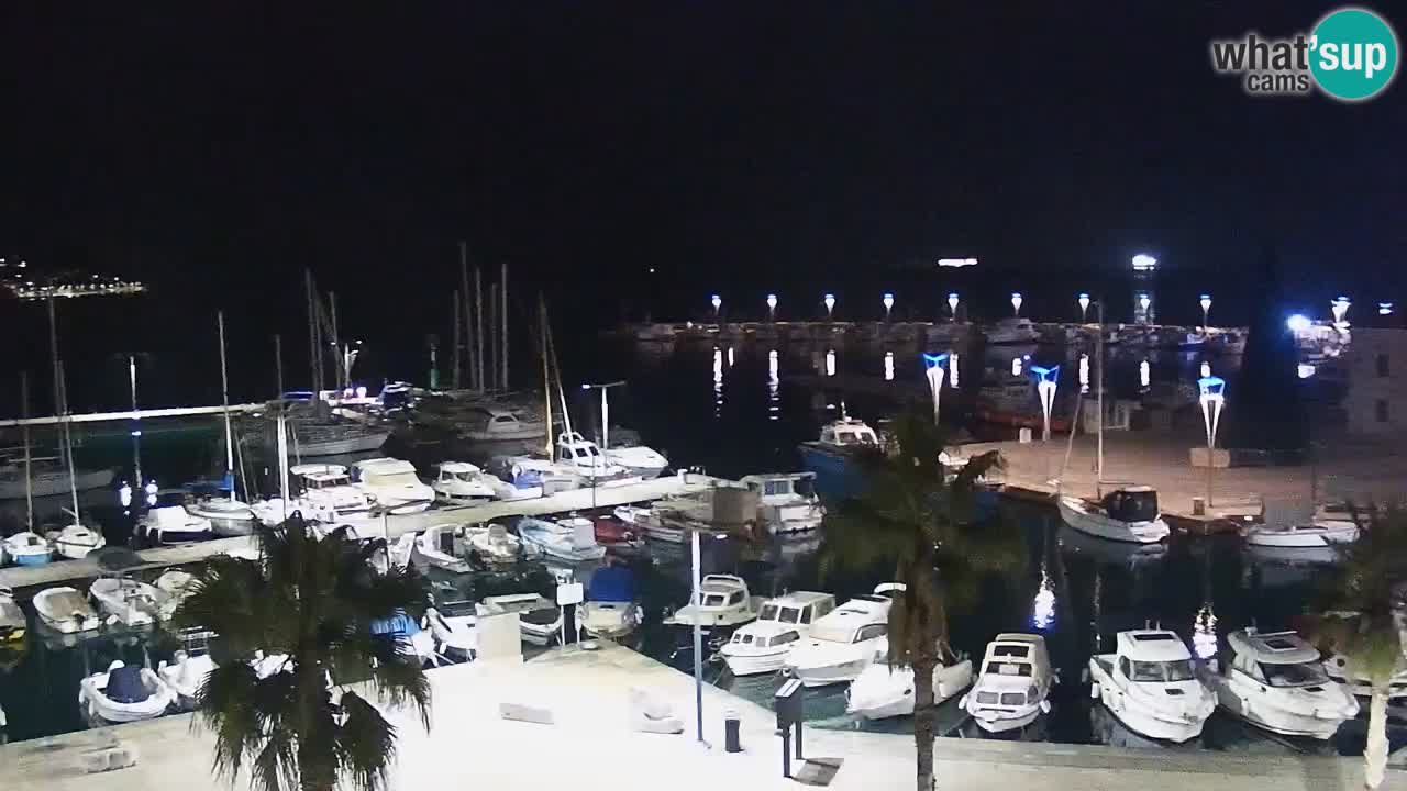 Webcam Koper – Panorama des Jachthafens und der Promenade vom Hotel Grand Koper