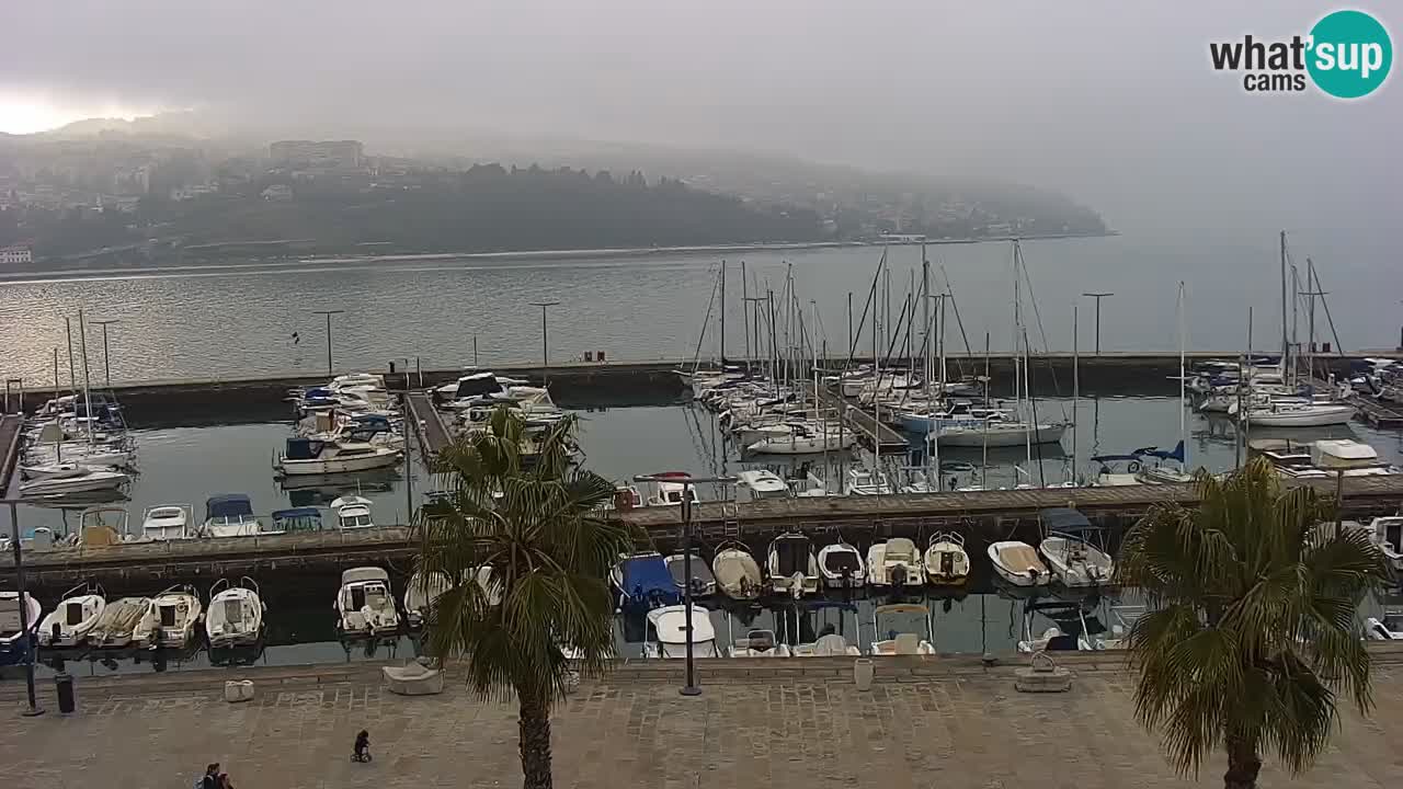 Webcam Koper – Panorama of the marina and promenade from the Grand Hotel Koper