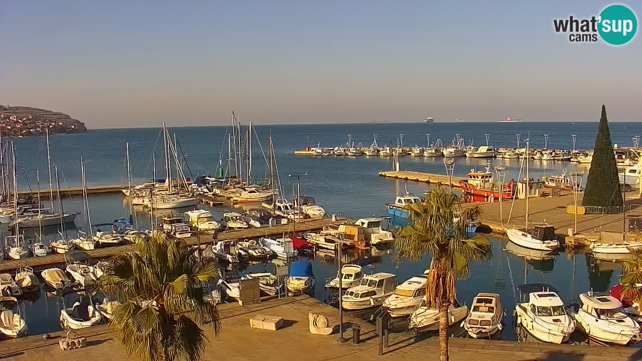 Webcam Koper – Panorama de la marina et de la promenade depuis le Grand Hotel Koper