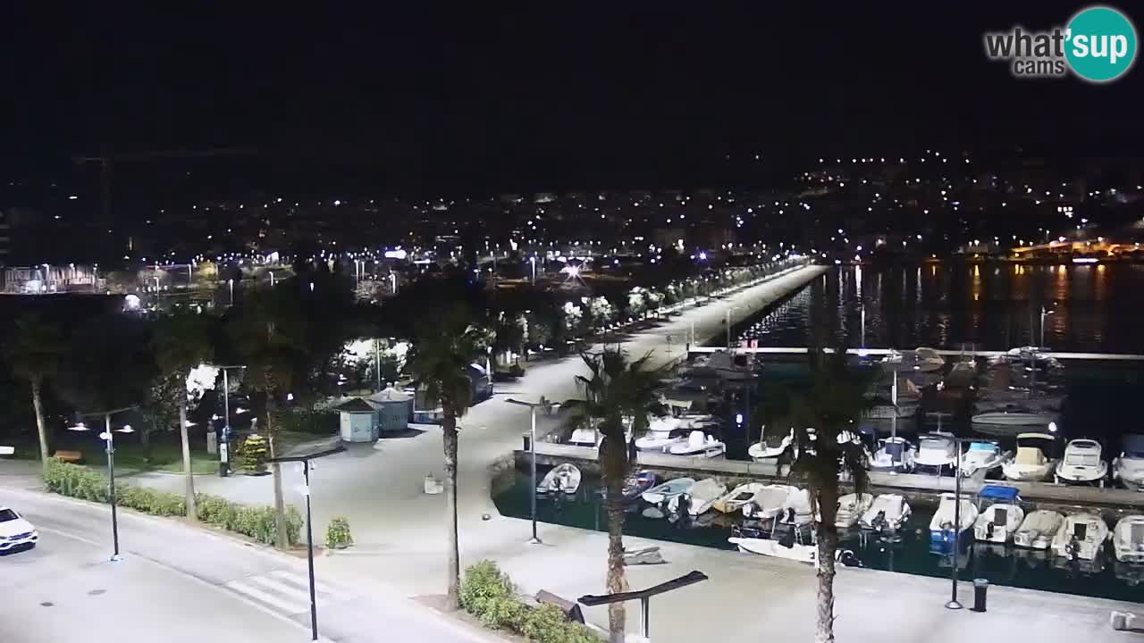 Webcam Koper – Panorama des Jachthafens und der Promenade vom Hotel Grand Koper