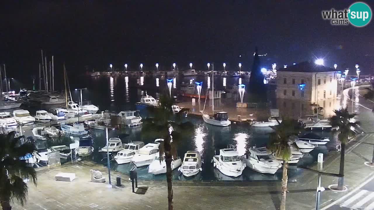 Webcam Koper – Panorama des Jachthafens und der Promenade vom Hotel Grand Koper