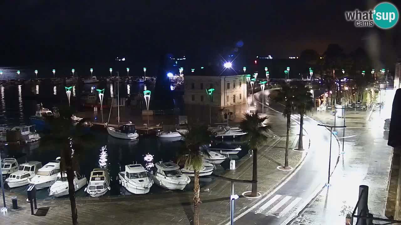 Webcam Koper – Panorama des Jachthafens und der Promenade vom Hotel Grand Koper