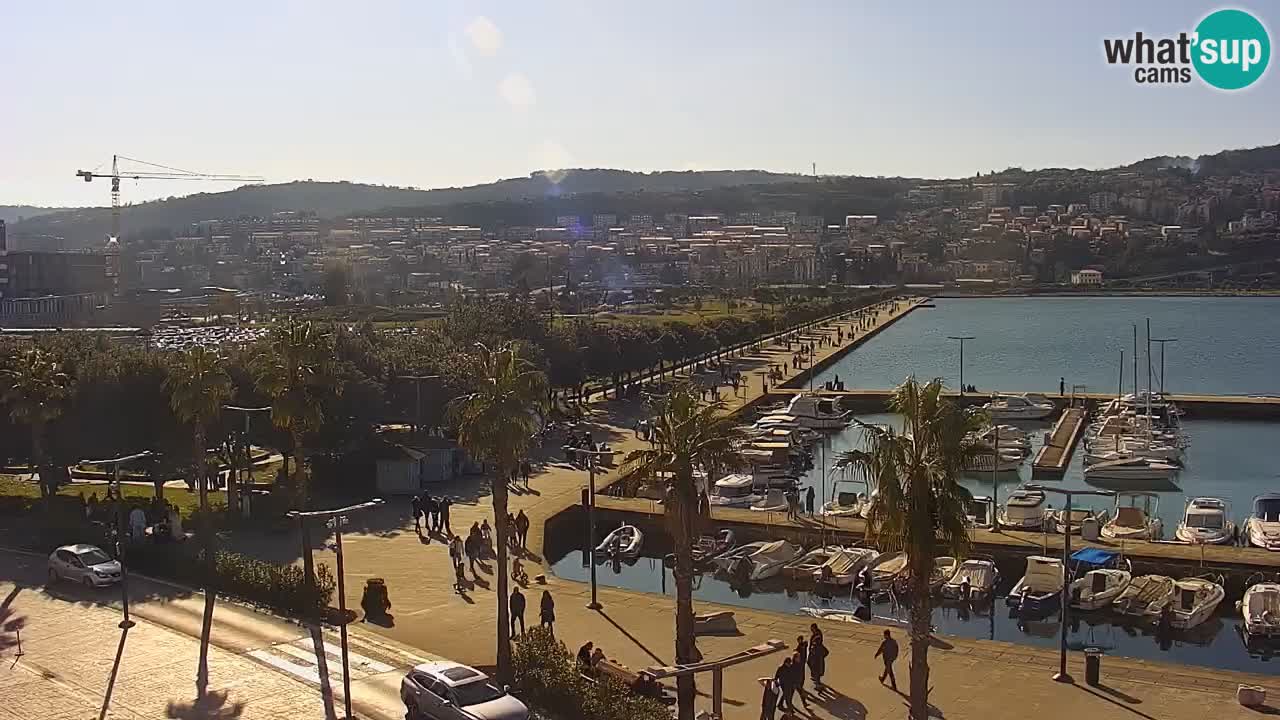Webcam Koper – Panorama de la marina et de la promenade depuis le Grand Hotel Koper