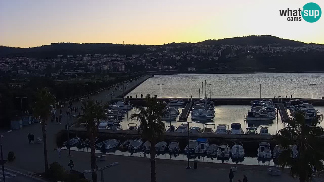 Webcam Capodistria – marina e lungo mare dall’Hotel Grand Koper