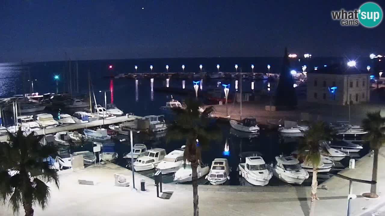 Webcam Koper – Panorama des Jachthafens und der Promenade vom Hotel Grand Koper
