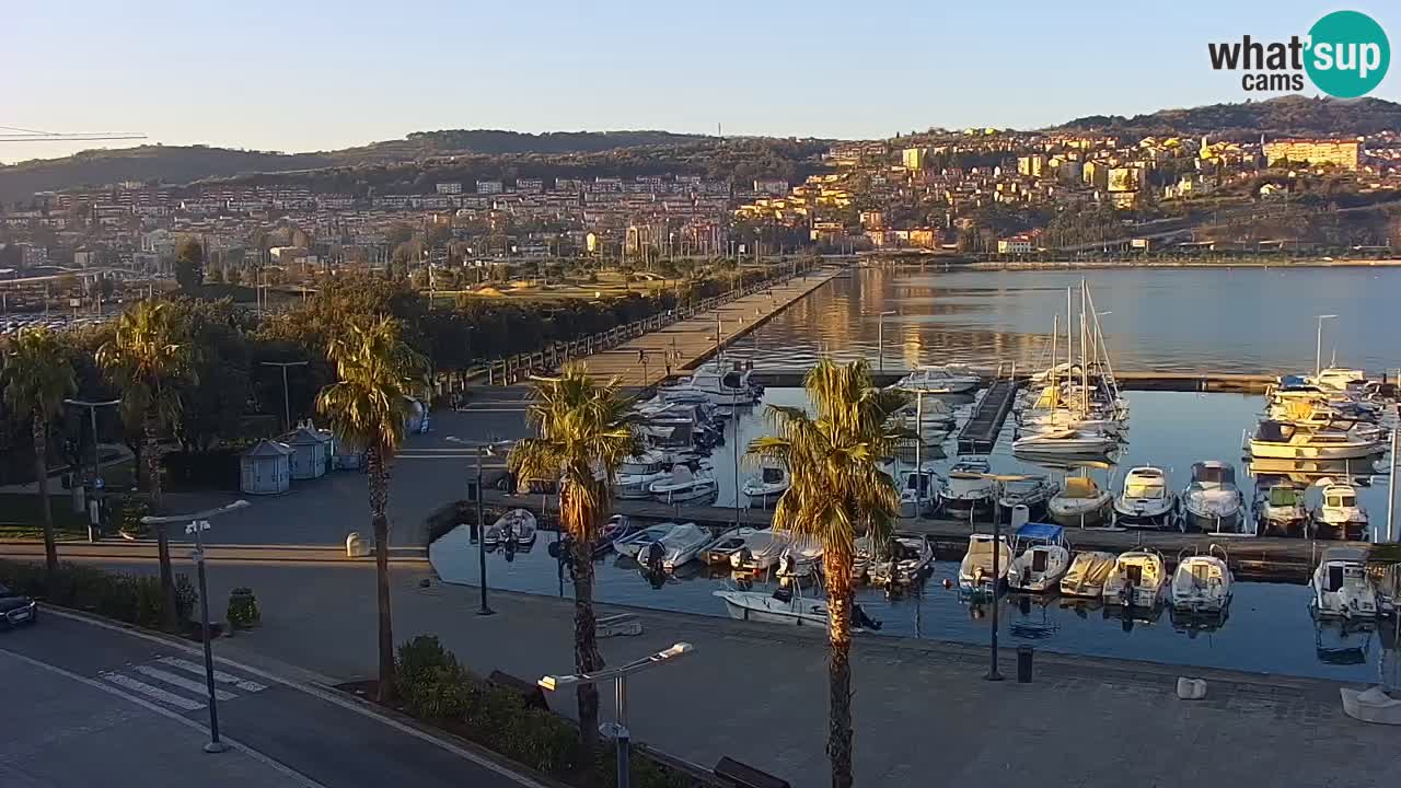 Webcam Capodistria – marina e lungo mare dall’Hotel Grand Koper