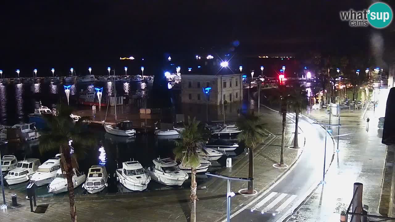 Webcam Koper – Panorama of the marina and promenade from the Grand Hotel Koper
