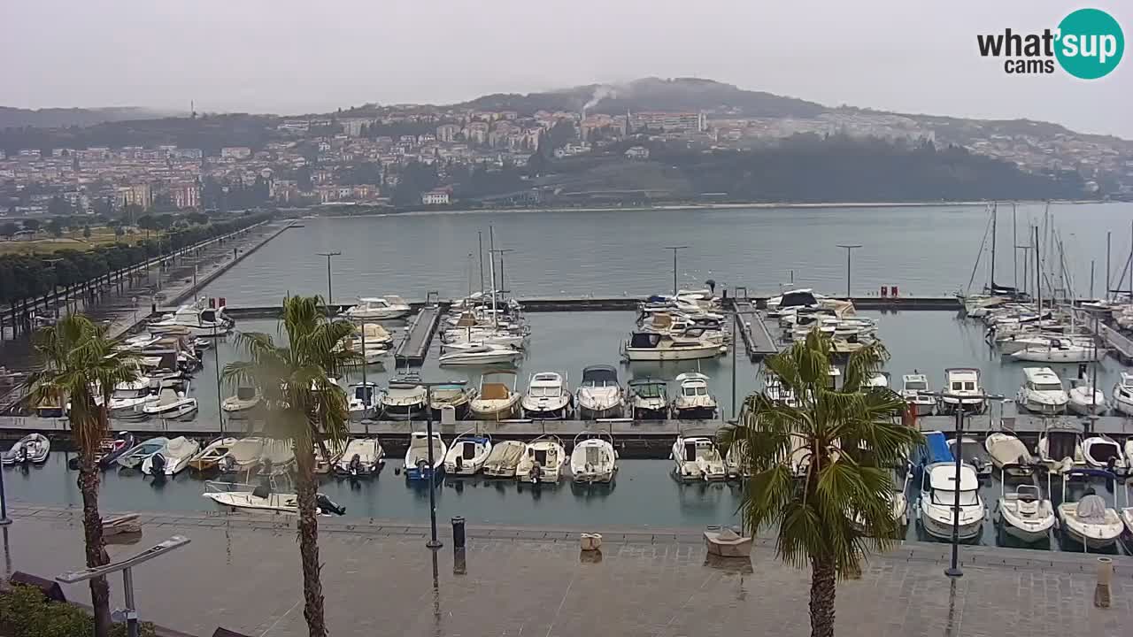 Webcam Koper – Panorama of the marina and promenade from the Grand Hotel Koper