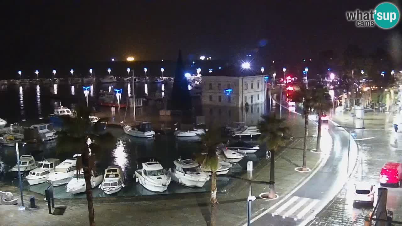 Luka Kopar uživo web kamera – Turistički terminal i teretna luka – Slovenija