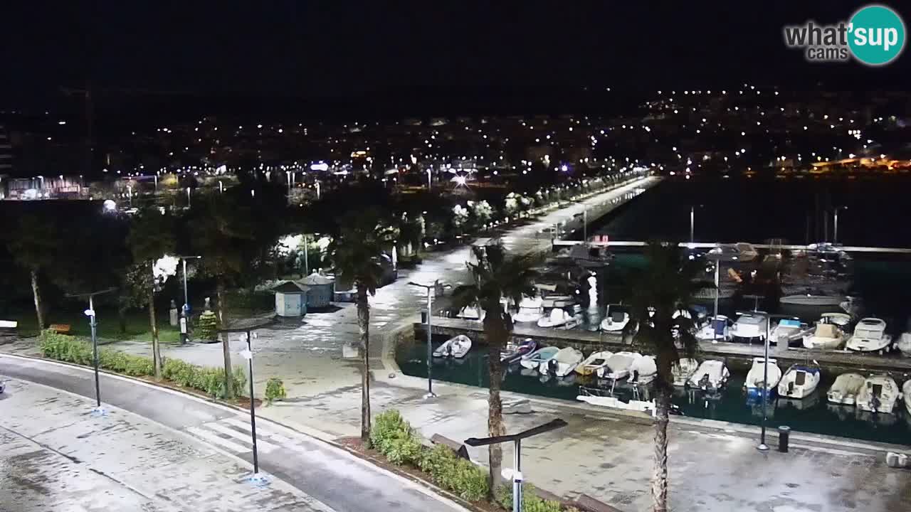 Camera en vivo Koper – puerto deportivo y paseo marítimo desde el Hotel Grand Koper