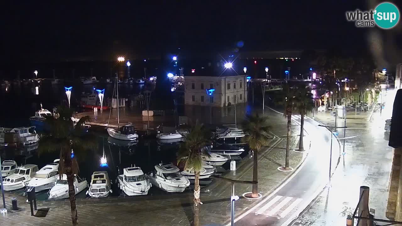 Web kamera Koper – marina i promenada – hotel Grand Koper