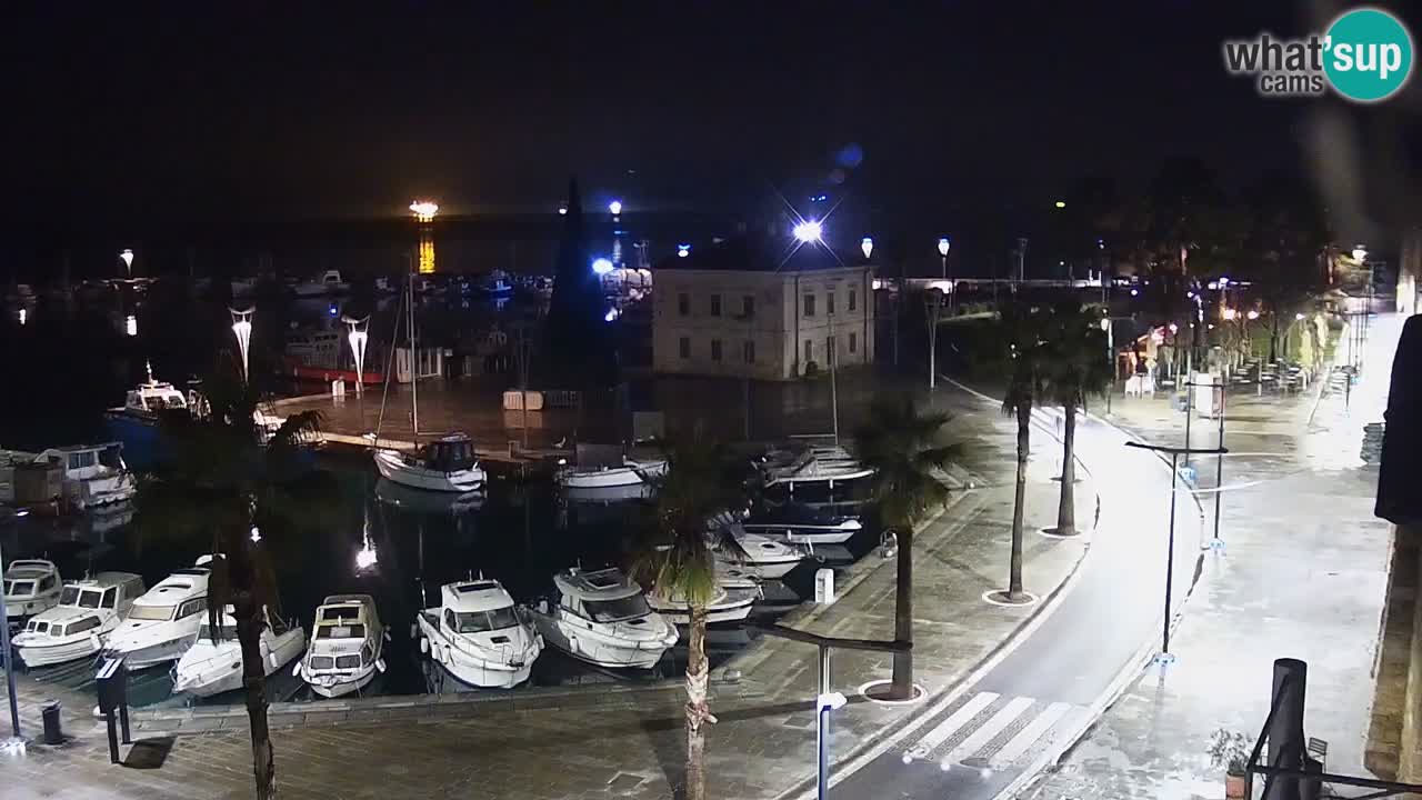 Webcam Koper – Panorama of the marina and promenade from the Grand Hotel Koper