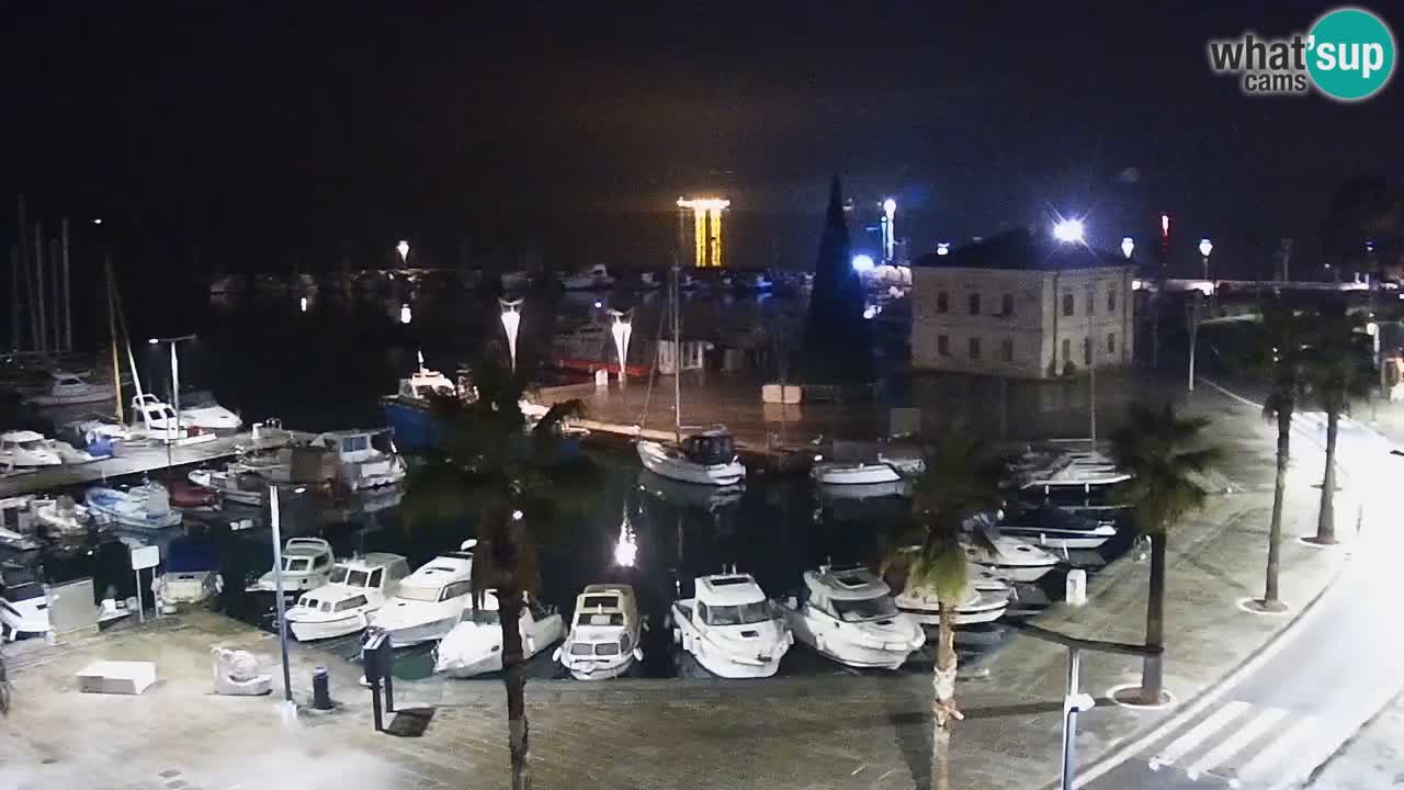 Camera en vivo Koper – puerto deportivo y paseo marítimo desde el Hotel Grand Koper