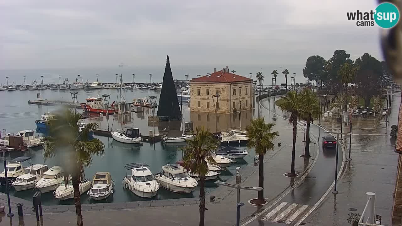 Webcam Capodistria – marina e lungo mare dall’Hotel Grand Koper
