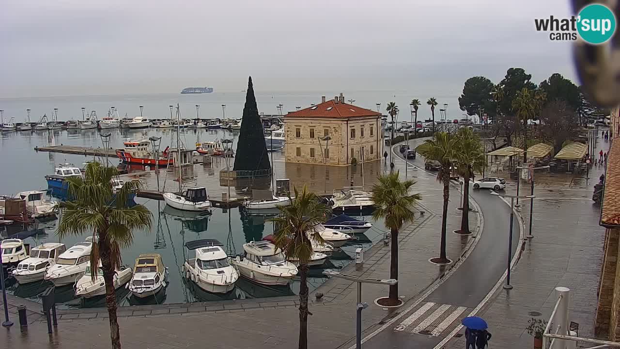 Webcam Capodistria – marina e lungo mare dall’Hotel Grand Koper
