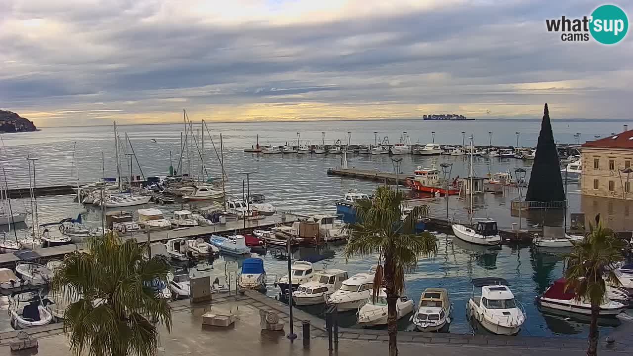 Webcam Capodistria – marina e lungo mare dall’Hotel Grand Koper