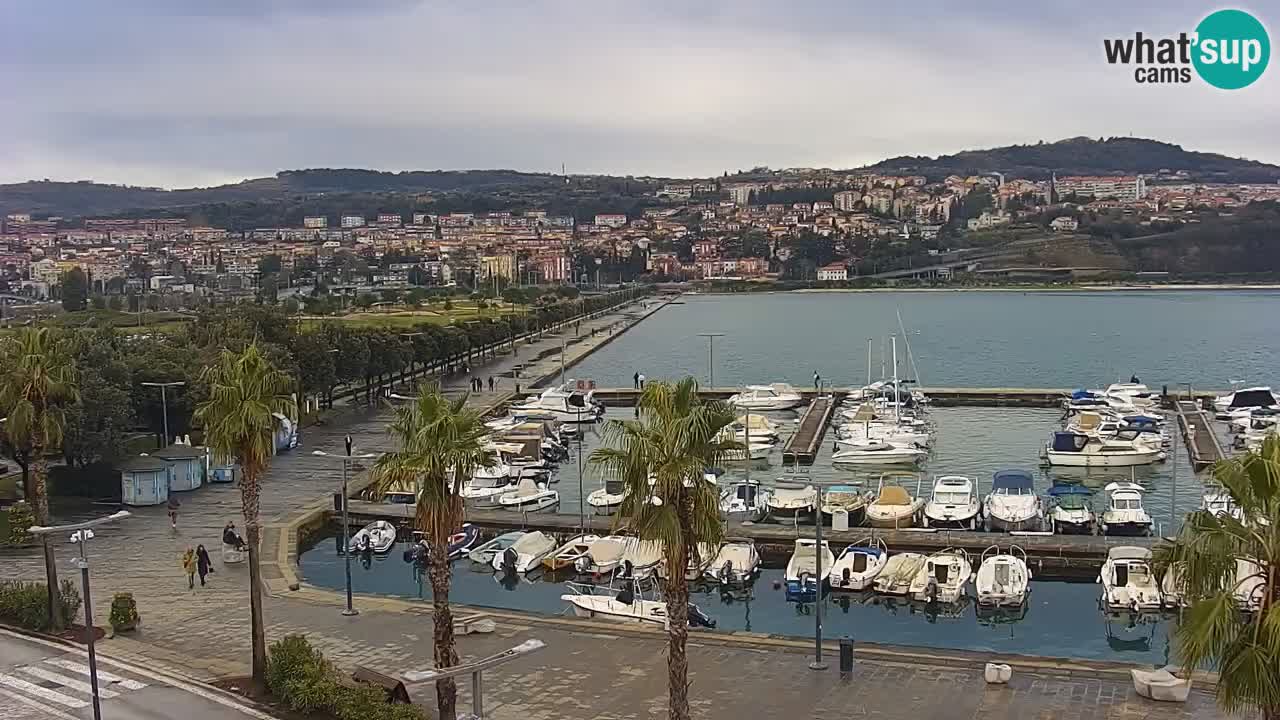 Webcam Koper – Panorama de la marina et de la promenade depuis le Grand Hotel Koper
