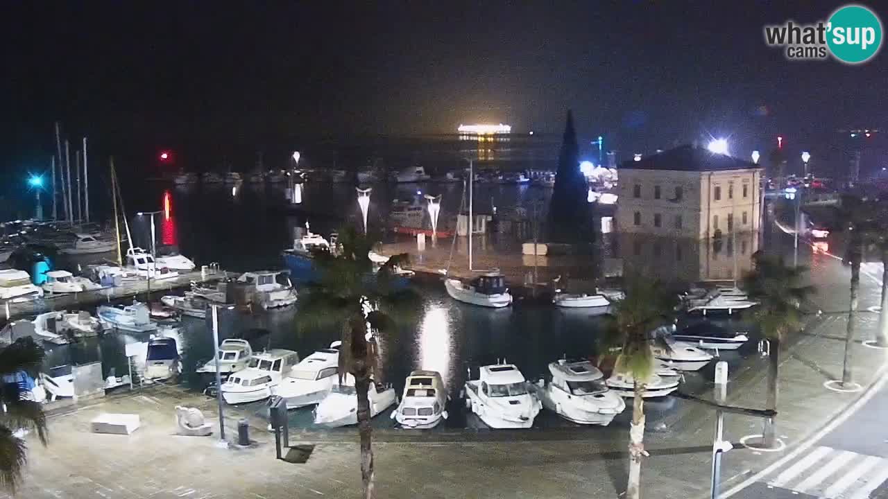 Webcam Koper – Panorama de la marina et de la promenade depuis le Grand Hotel Koper