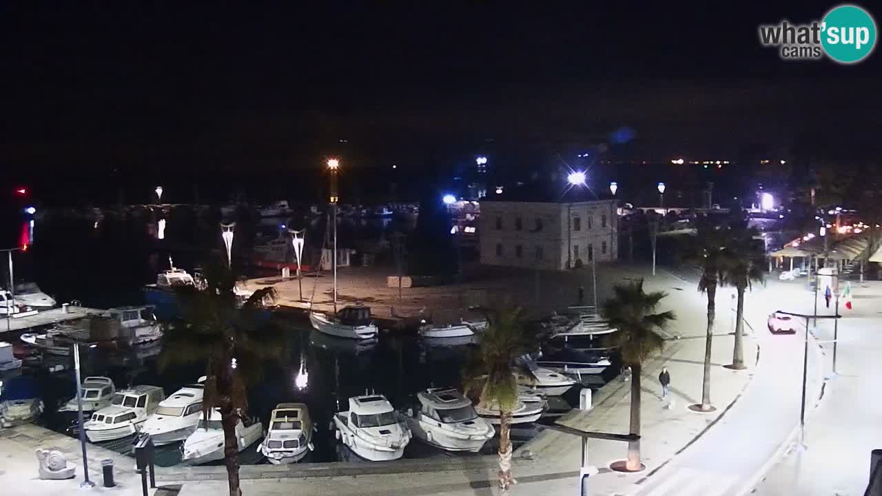 Webcam Koper – Panorama des Jachthafens und der Promenade vom Hotel Grand Koper