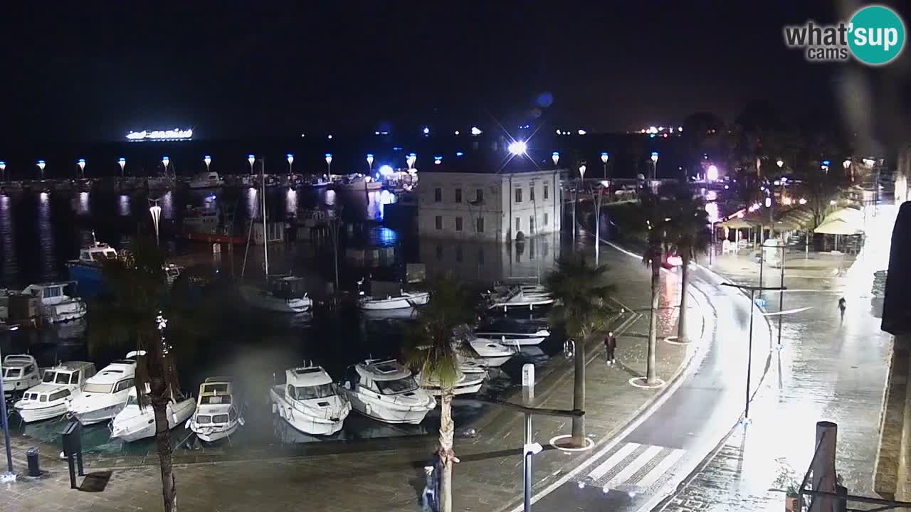Camera en vivo Koper – puerto deportivo y paseo marítimo desde el Hotel Grand Koper