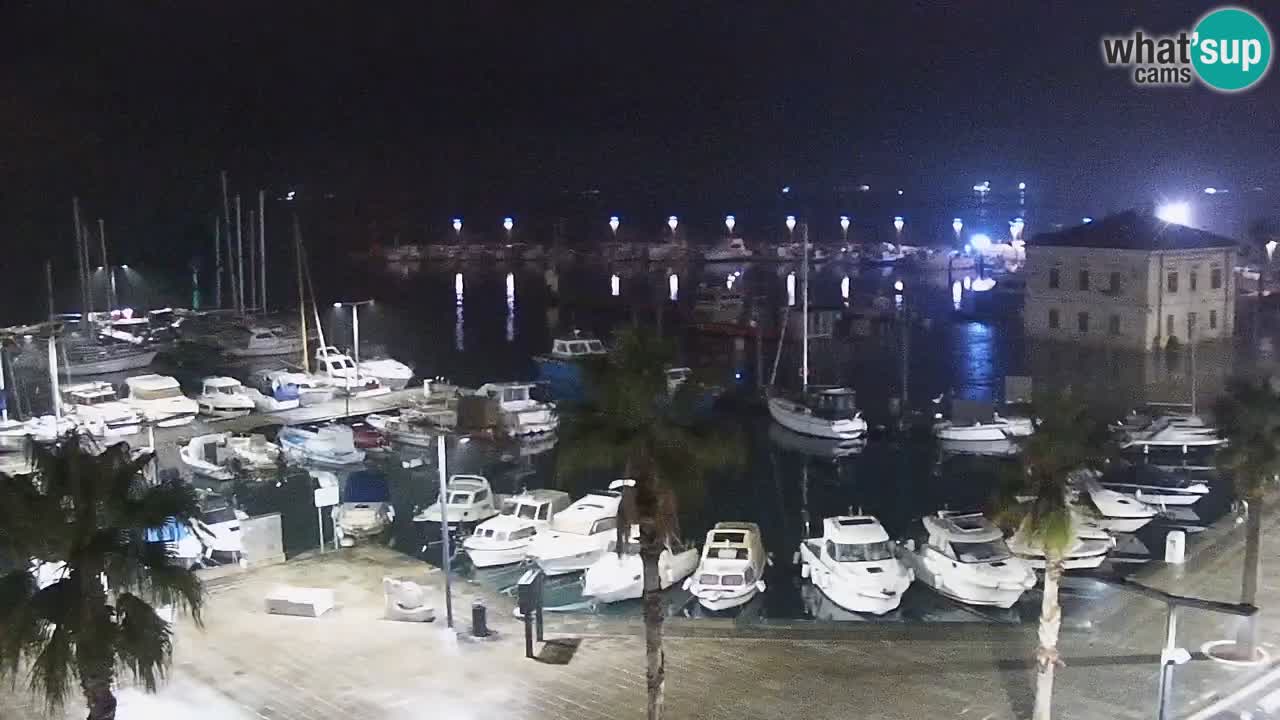 Camera en vivo Koper – puerto deportivo y paseo marítimo desde el Hotel Grand Koper