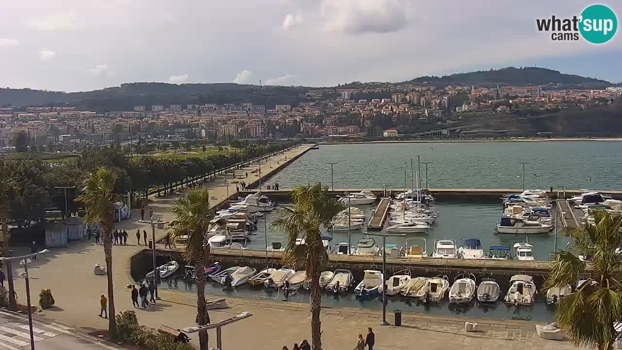 Camera en vivo Koper – puerto deportivo y paseo marítimo desde el Hotel Grand Koper