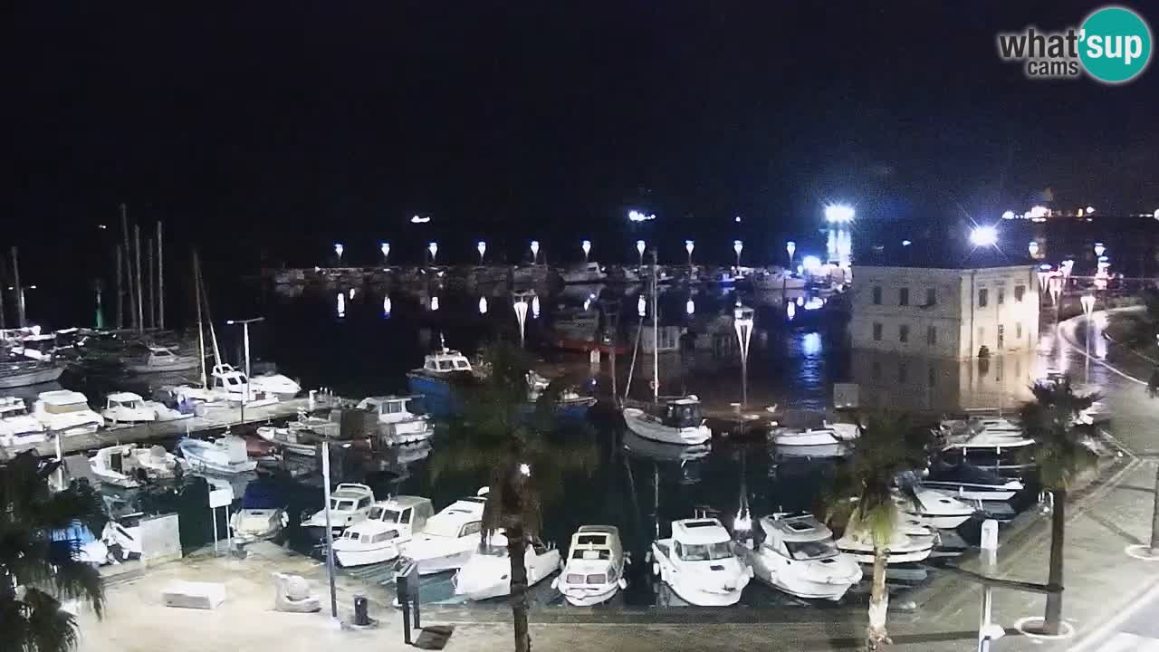Spletna kamera Koper – Panorama na marino in promenado s Hotela Grand Koper