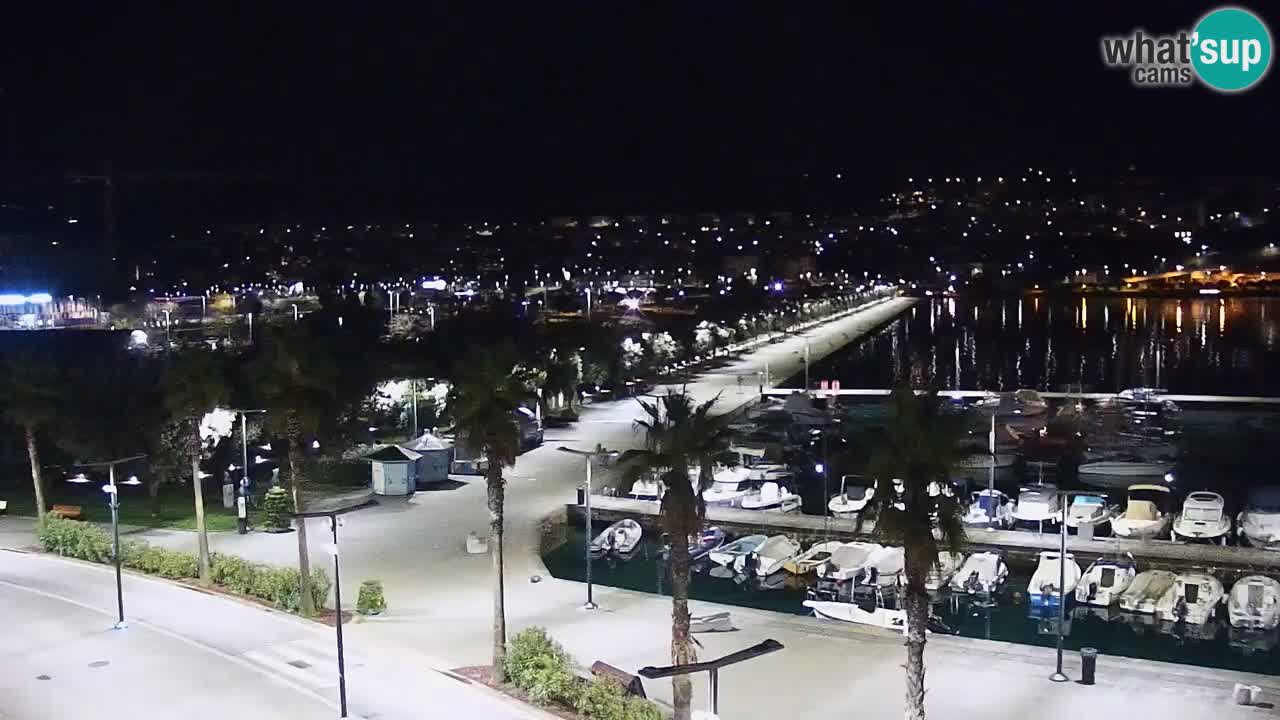 Webcam Koper – Panorama des Jachthafens und der Promenade vom Hotel Grand Koper
