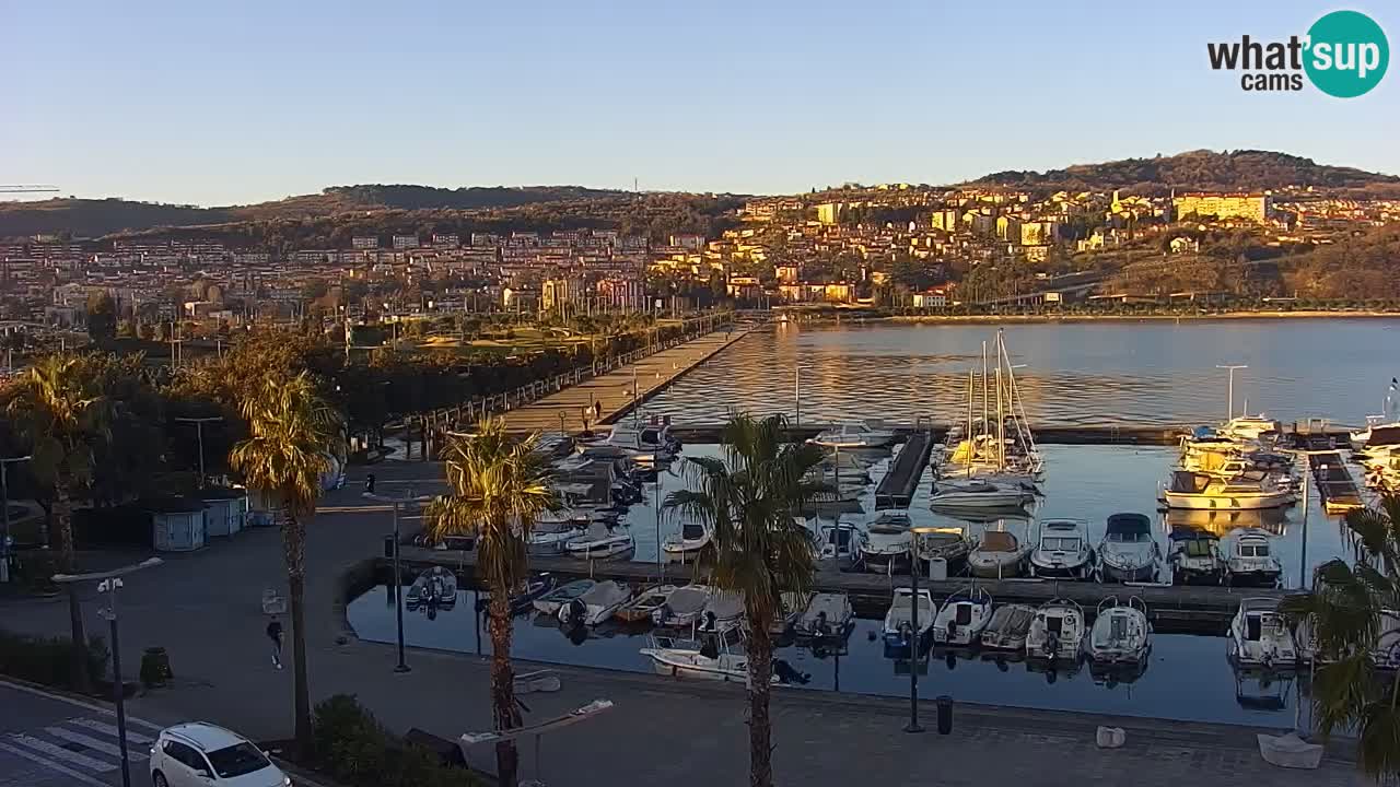 Web kamera Koper – marina i promenada – hotel Grand Koper