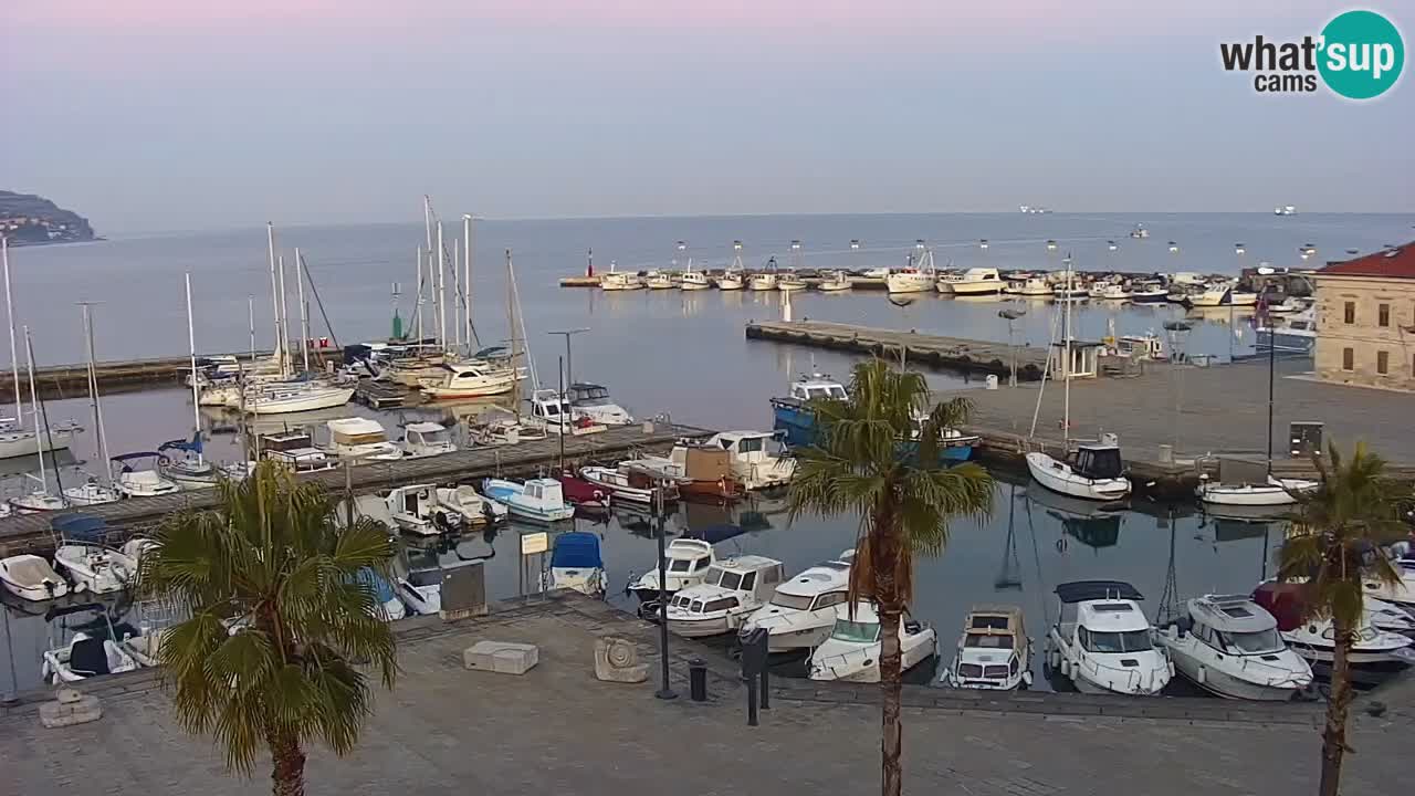 Webcam Koper – Panorama de la marina et de la promenade depuis le Grand Hotel Koper