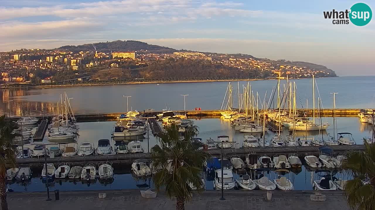 Web kamera Koper – marina i promenada – hotel Grand Koper