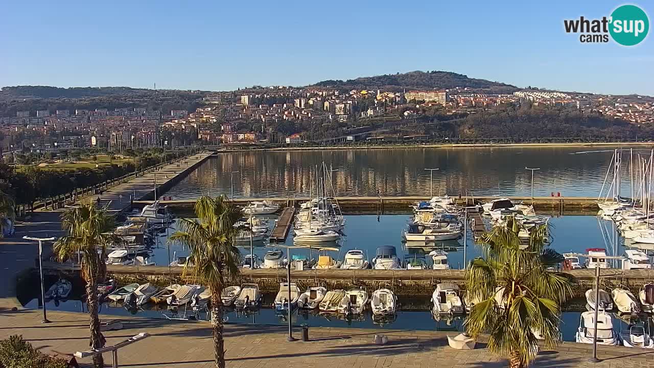 Web kamera Koper – marina i promenada – hotel Grand Koper