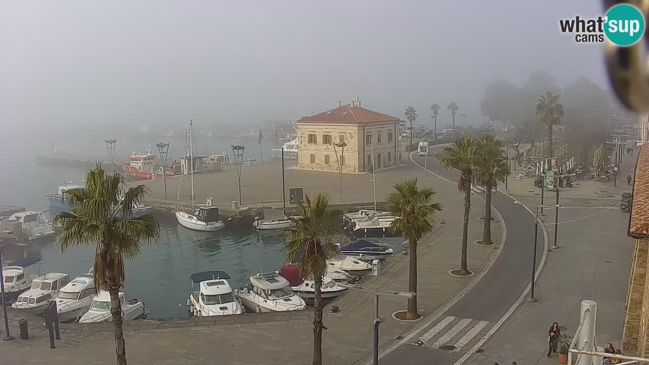 Webcam Koper – Panorama of the marina and promenade from the Grand Hotel Koper