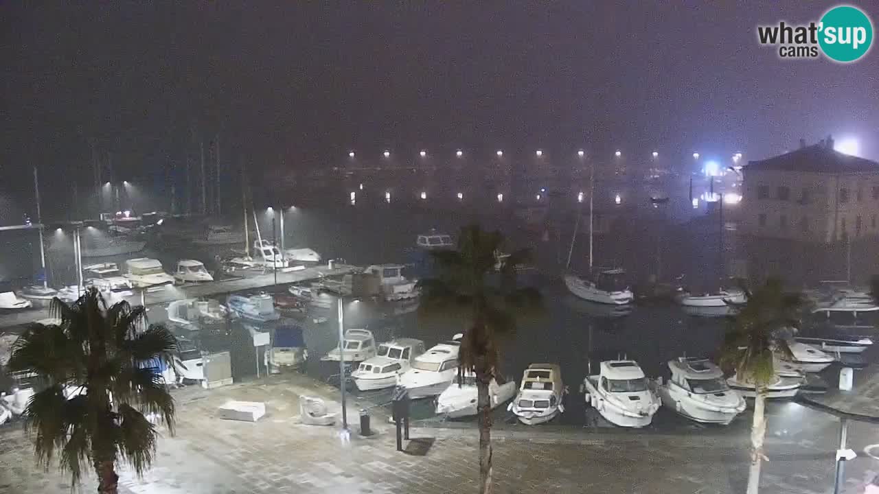 Web kamera Koper – marina i promenada – hotel Grand Koper