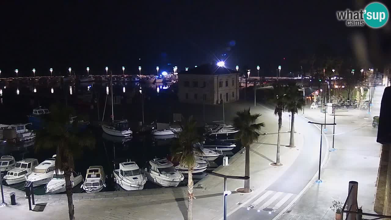 Webcam Koper – Panorama des Jachthafens und der Promenade vom Hotel Grand Koper