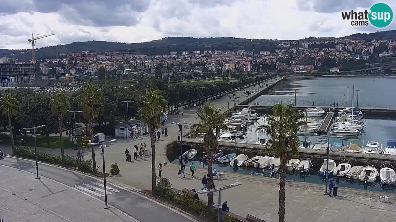 Webcam Koper – Panorama of the marina and promenade from the Grand Hotel Koper