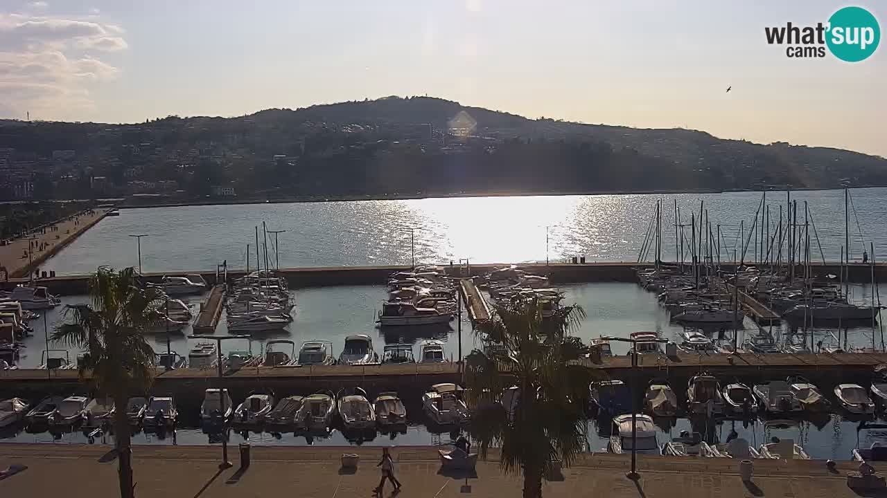 Web kamera Koper – marina i promenada – hotel Grand Koper