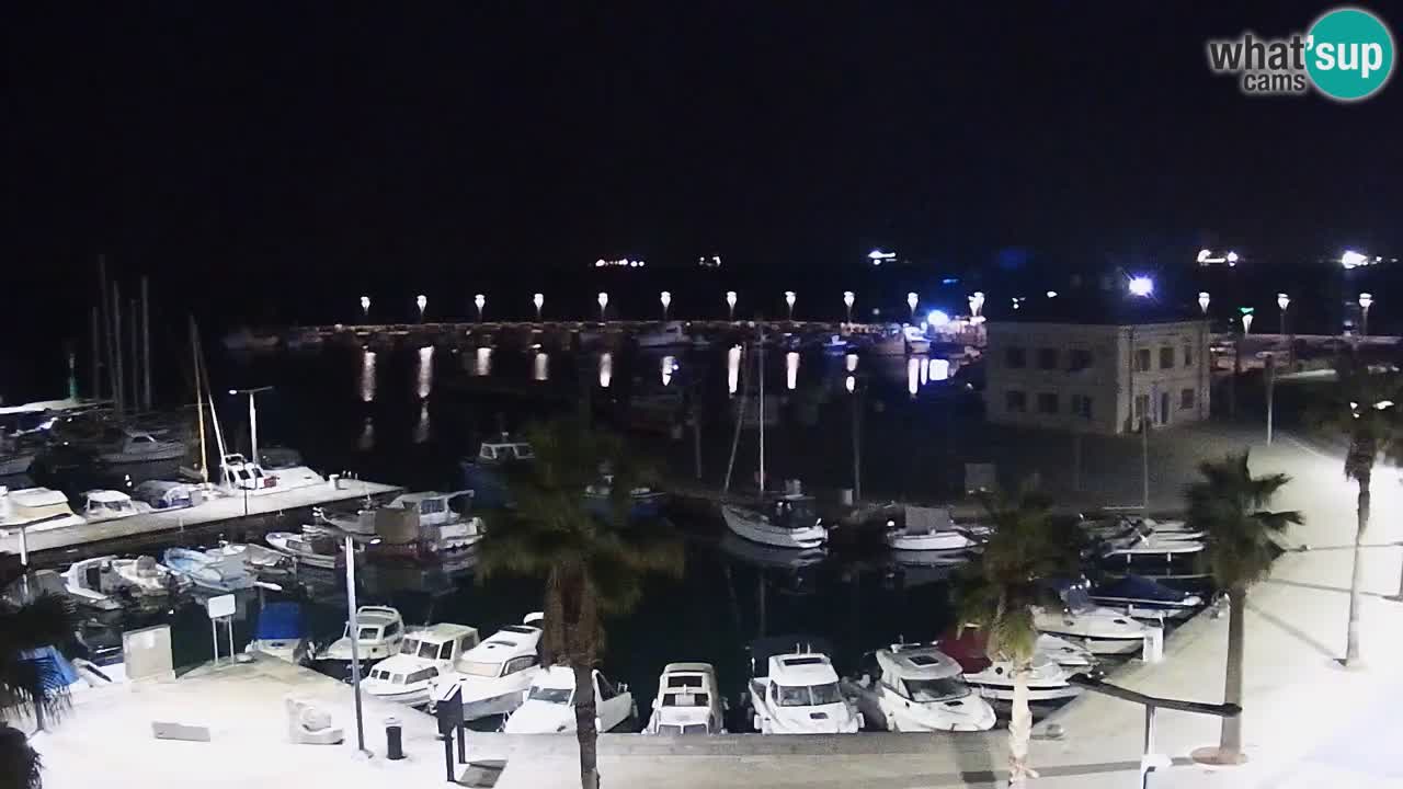 Spletna kamera Koper – Panorama na marino in promenado s Hotela Grand Koper