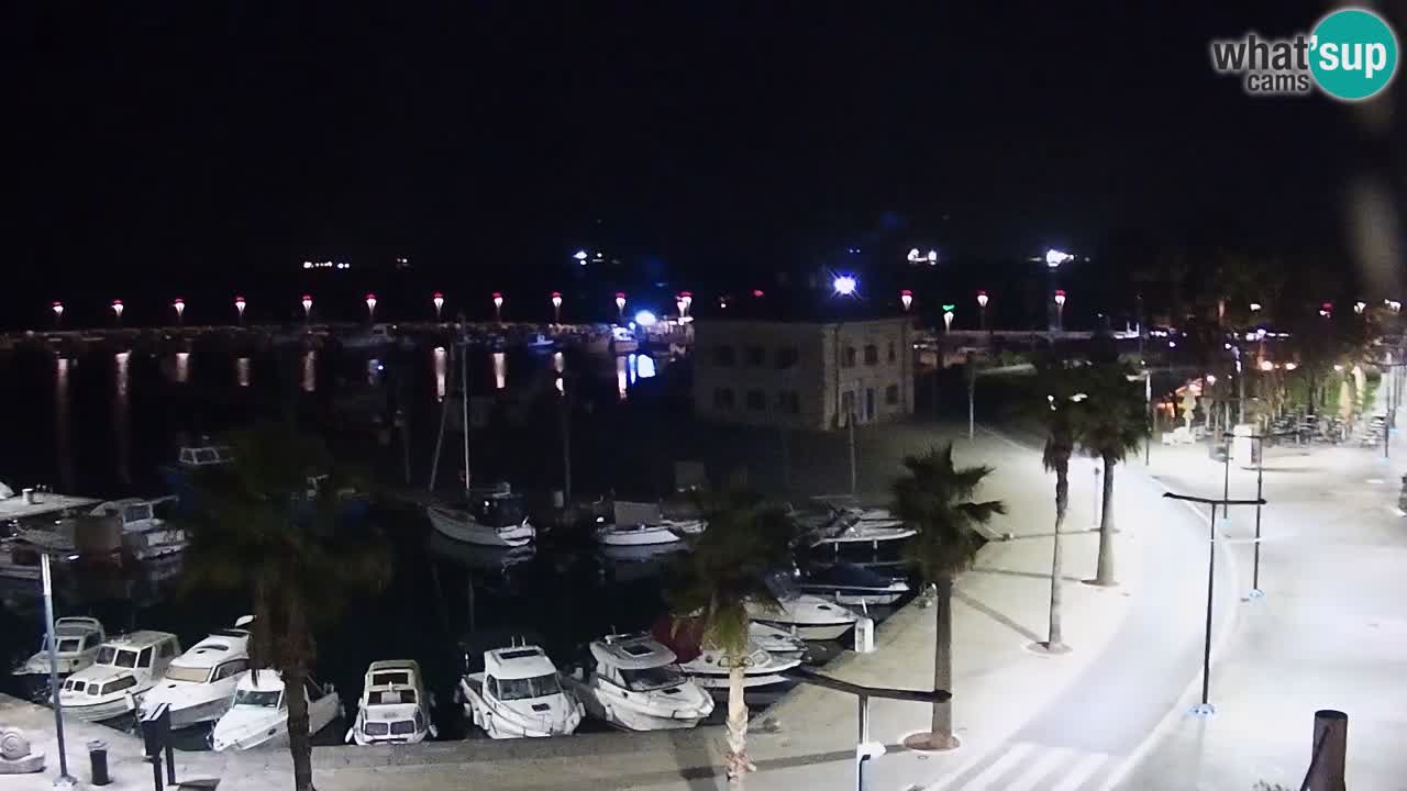 Webcam Koper – Panorama of the marina and promenade from the Grand Hotel Koper