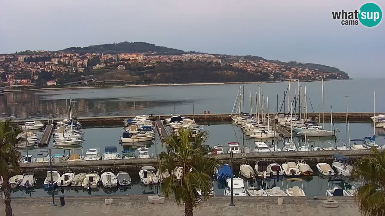 Webcam Koper – Panorama de la marina et de la promenade depuis le Grand Hotel Koper