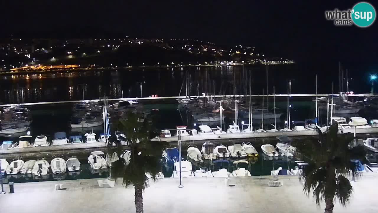 Webcam Koper – Panorama of the marina and promenade from the Grand Hotel Koper