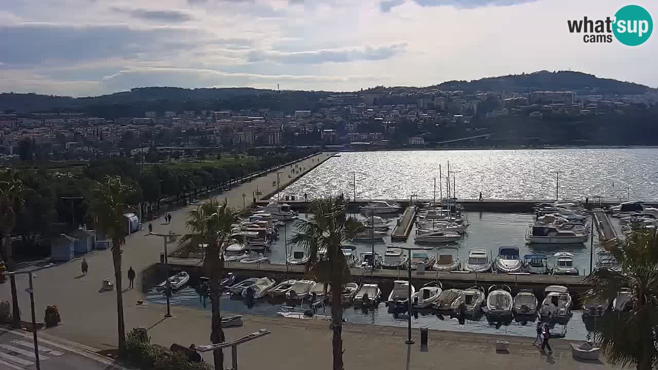 Webcam Koper – Panorama de la marina et de la promenade depuis le Grand Hotel Koper