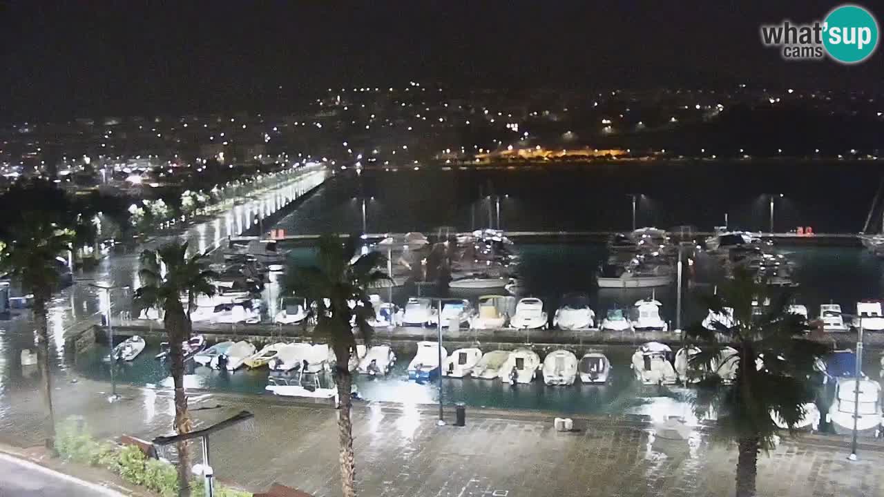Der Hafen von Koper Live-Webcam – Kreuzfahrt- und Frachthafen – Slowenien