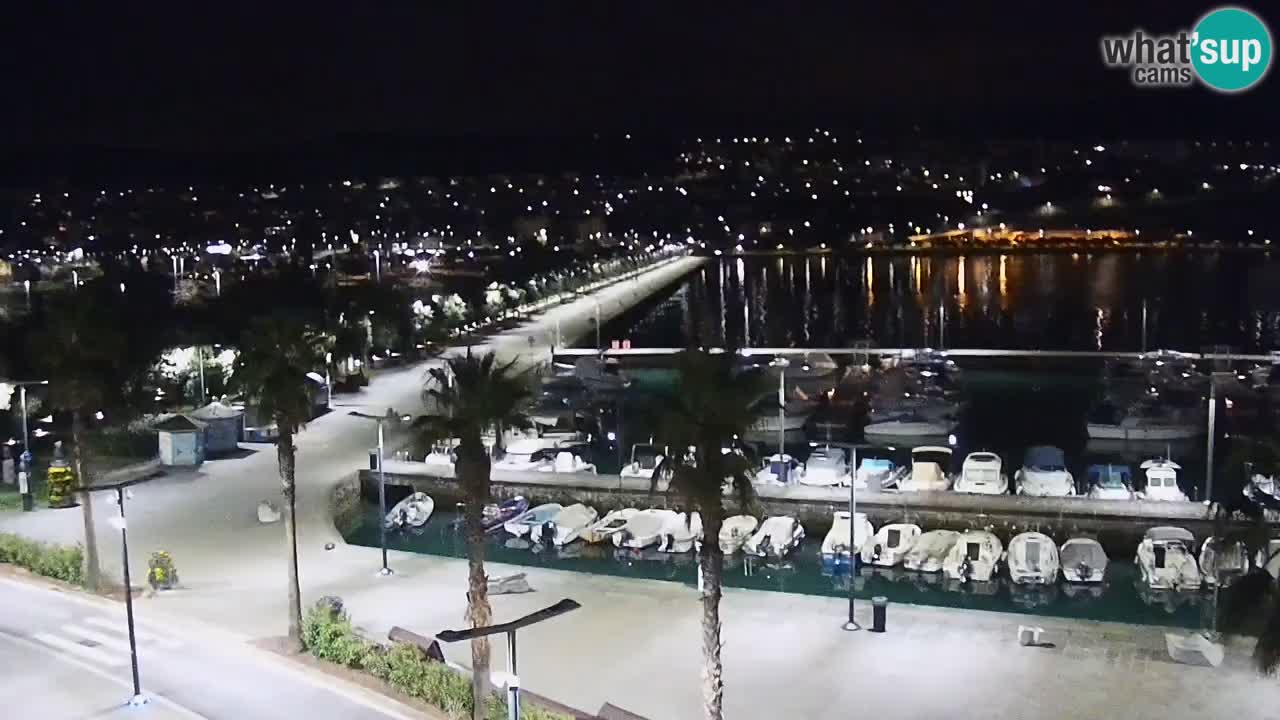 Webcam Koper – Panorama of the marina and promenade from the Grand Hotel Koper