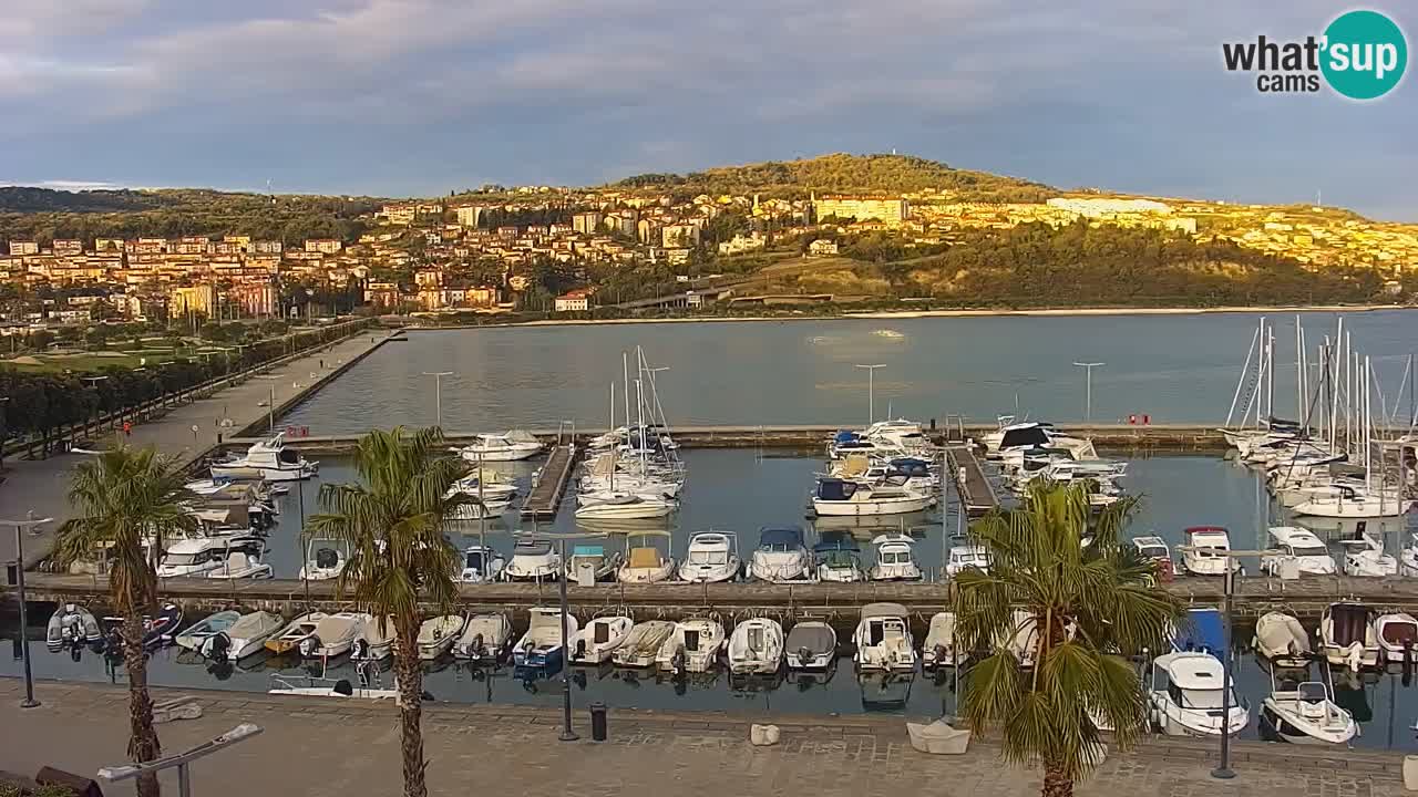 Webcam Koper – Panorama of the marina and promenade from the Grand Hotel Koper
