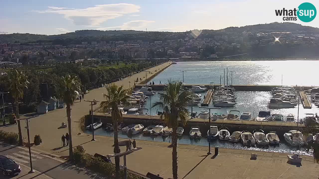 Webcam Koper – Panorama of the marina and promenade from the Grand Hotel Koper